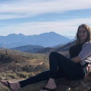 Meet your Posher, Amy